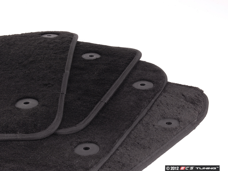 ECS News Audi B5 A4/S4/RS4 Floor Mats