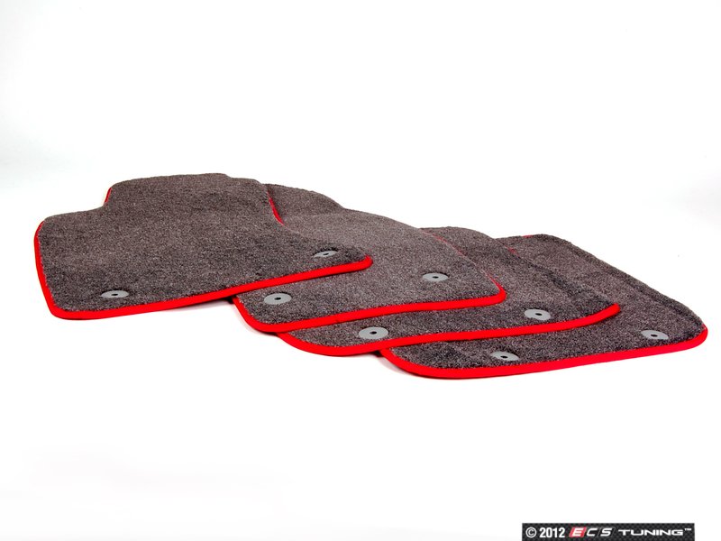 ECS News Audi B5 A4/S4 Schwaben Floor Mats