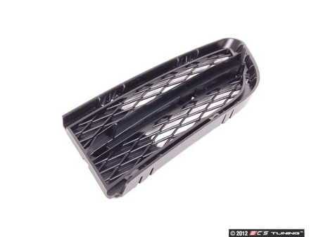 ES#255001 - 51117198901 - Fog Light Grill - Left - Replace your cracked fog light grille - Genuine BMW - BMW