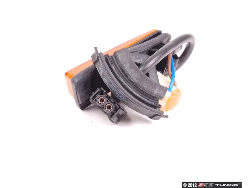 さけ Genuine BMW - 63131383036 - Side Marker - Right - (NO LONGER
