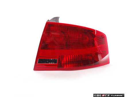 ES#2535524 - 8E5945096A - Outer Tail Light - Right - Restore your vehicle's look  - Hella - Audi