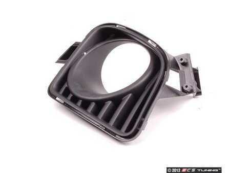 ES#73509 - 51110413253 - JCW Front Bumper Fog Light Grille - Left - Black section located around the fog light lens - Genuine MINI - MINI