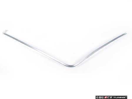 ES#92721 - 51311843890 - Rear Window Trim - Passenger (Right) - Chrome trim along the side of the back window. - Genuine BMW - BMW
