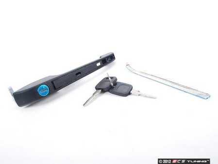ES#2581459 - 443837206C - Front Door Handle - Right - Regain access to your vehicle - Vaico - Audi
