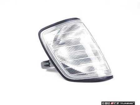 ES#2497303 - 5014201U - Front Flasher Housing - Right (Passenger) Side - White - Bosch - Mercedes Benz