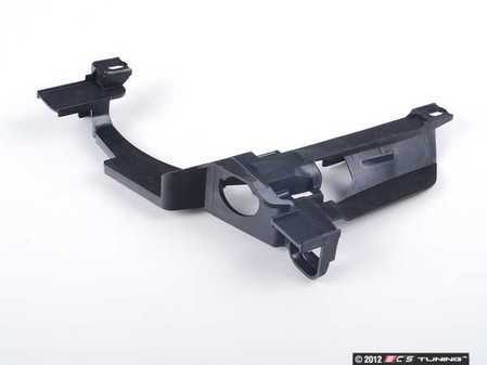 ES#172853 - 63126934747 - Headlight Bracket - Left - Found below the left headlight - Genuine BMW - BMW