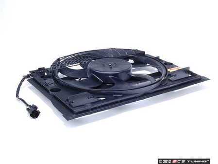 ES#2580590 - 64546988913 - E46 Auxiliary Pusher Fan Assembly - Cooling fan mounted in front of the radiator - TYC - BMW