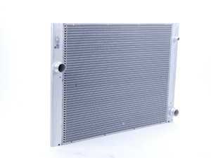 ES#38100 - 17117519209 - Radiator - For vehicles with automatic transmission - Genuine BMW - BMW