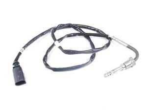 ES#276106 - 03L906088L - Exhaust Gas Temperature Sensor - Bank 1, Sensor 1 - EGT sensor with black connector located before the turbocharger - Genuine Volkswagen Audi - Volkswagen