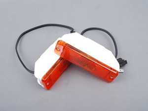 ES#2204342 - 953119-E - Bumper Turn Signal Set - Amber - Set of two turn signals to get you back on the road - ZiZa - Volkswagen