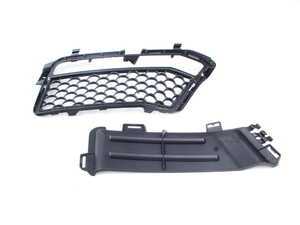 ES#1772396 - 2128850753 - Fog Lamp Grille - Right (Passenger) Side - Genuine Mercedes Benz - Mercedes Benz