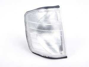ES#2643221 - 5001202E - Clear / White Front Flasher Housing - Right Side - Bremmen Parts - Mercedes Benz