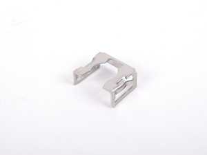 ES#2587735 - 077906037A - Fuel Injector Retaining Clip - Priced Each - Aids in securing the fuel injector to the fuel rail - Original Equipment Supplier - Audi