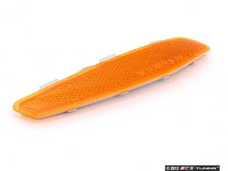ES#173745 - 63147839090 - E60 M5 Front Bumper Side Reflector - Right - Genuine BMW - BMW