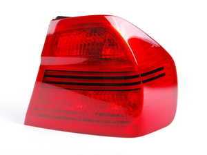 ES#174584 - 63217161956 - Outer Tail Light - Right - This is the body mounted tail light. Does not include bulb holder or seal. - Genuine BMW - BMW