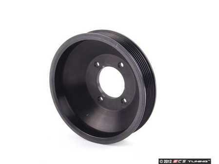 ES#2534821 - 11511730554 - Aluminum Water Pump Pulley - Located behind the fan blade, fan clutch bolts to this pulley - URO Premium - BMW