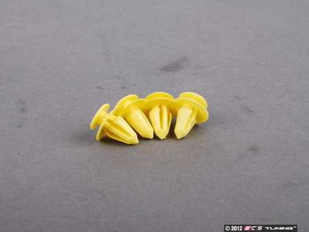 ES#421436 - 7M0867299K - Seat Clip - Priced Each - This clip is used to secure the back plating of the front seat - Genuine Volkswagen Audi - Audi