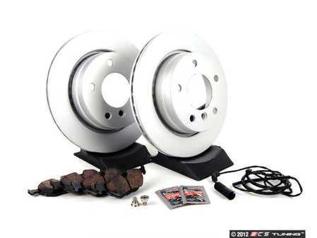 ES#257435 - E463422-1 - Rear Brake Service Kit - Featuring Meyle coated rotors and ECS DD23 Daily Driver ceramic pads - Assembled By ECS - BMW