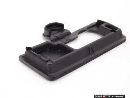 ES#78658 - 51138269152 - E53 Center Roof Rail Base - Right - Genuine BMW - BMW