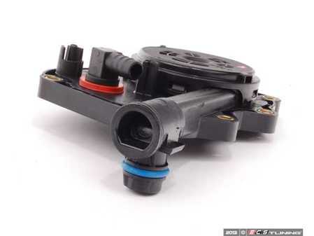ES#2534500 - 11617501562 - Intake Manifold Cover (PCV) - Does not include gasket - URO - BMW
