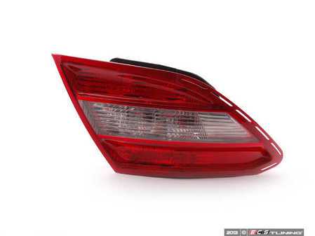 ES#4435379 - 204906830264 - REAR LAMP COMBINATION - Genuine Mercedes Benz - Mercedes Benz