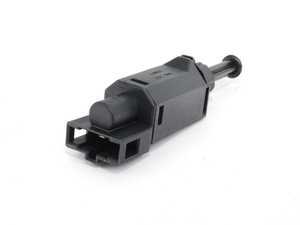 ES#2622952 - 1H0927189D - Clutch Switch - Fixes cruise control issues and high rev between shifts - FAE - Audi Volkswagen