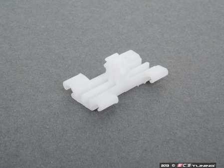 ES#2524882 - 51138231130 - Side Moulding Clip - Priced Each - (NO LONGER AVAILABLE) - Used to secure mouldings onto the side of the vehicle - MTC - 