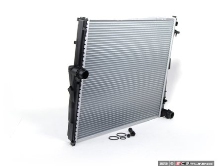 ES#1885258 - 17113400013 - E83 Radiator - Automatic - Replacement for a damaged radiator - Nissens - BMW