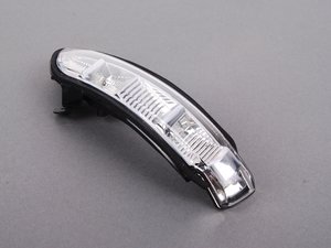 ES#1779623 - 2198200621 - Turn Signal Assembly - Located in the right side-view mirror housing - Genuine Mercedes Benz - Mercedes Benz