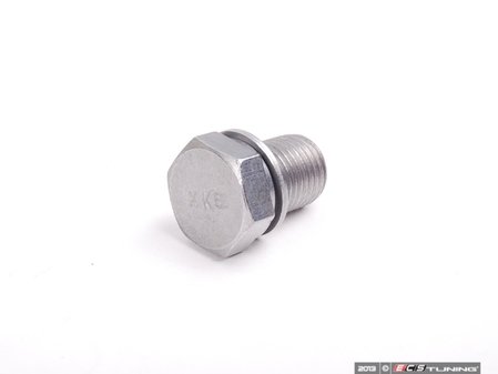 ES#2561095 - B636OEM - Oil Service Kit - Featuring original Volkswagen oil and filter - Assembled By ECS - Volkswagen