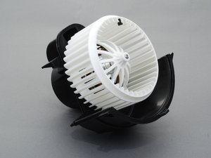 ES#2636085 - 7L0820021Q - Blower Motor - Front fan for climate control - Febi - Audi Volkswagen Porsche