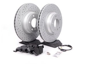 ES#2618434 - 34116854999KT5 - Performance Front Brake Service Kit - Featuring ECS GEOMET cross drilled and slotted rotors and Hawk HPS pads - Assembled By ECS - 