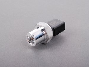 ES#2636013 - 3R0959126 - A/C Pressure Safety Switch - Prevents excess pressure from building within the system - ACM - Audi