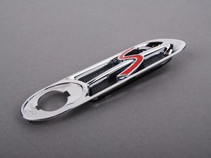 ES#78122 - 51137114734 - Finisher Side Marker Vent - Chrome - Right Side - Mounts to the front quater panel with the turn signal - Genuine MINI - MINI