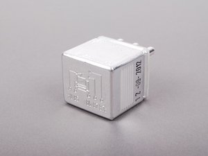 ES#1612578 - 0015420219 - Relay - Priced Each - Five (5) Pin Multi-Purpose Relay - Genuine Mercedes Benz - Mercedes Benz