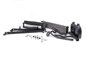 ES#2575379 - 99610603751KT2 - Center Radiator Kit For Cars With Manual Transmission - Keep engine temperatures down with an additional radiator - Includes coolant - Assembled By ECS - Porsche