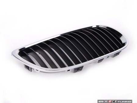 ES#78220 - 51137157276 - Kidney Grille - Right - Trimmed in chrome with black center - Genuine BMW - BMW