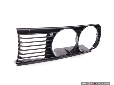 ES#77584 - 51131945886 - E30 Grille Panel - Right - Grille trim for the headlights - Genuine BMW - BMW