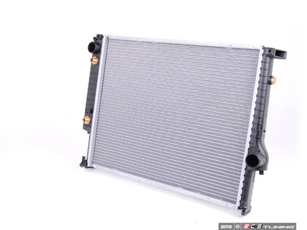 ES#2628341 - 17112241913 - Radiator - Automatic - Replace your leaking radiator. Includes integrated transmission oil cooler - Nissens - BMW