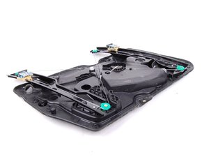 ES#2609277 - 5K0837462D - Front Window Regulator - Right - Does not include motor. - Vaico - Volkswagen