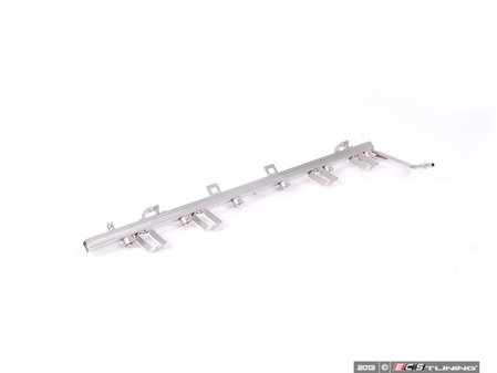 ES#33692 - 13537541452 - Fuel Rail - Distributes fuel to the injectors - Genuine BMW - BMW
