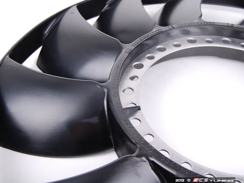 Radiator Cooling Fan Blade for VW Passat Audi A4 97-05 I4 1.8L 058121301B