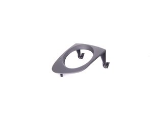ES#2556361 - 8D0941777 - Fog Light Grille - Left - Restore the clean look of your exterior - Genuine Volkswagen Audi - Audi