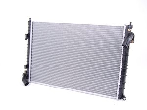 ES#2678522 - 17117570489 - Aluminum Radiator 376749511 - Mounts to the core support - Mahle-Behr - MINI
