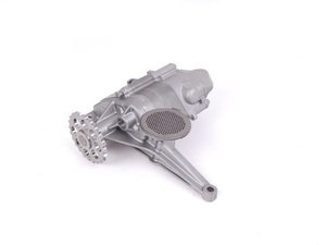 ES#1637885 - 1131800901 - Engine Oil Pump - Provides pressurized oil for crucial engine components - Genuine Mercedes Benz - Mercedes Benz