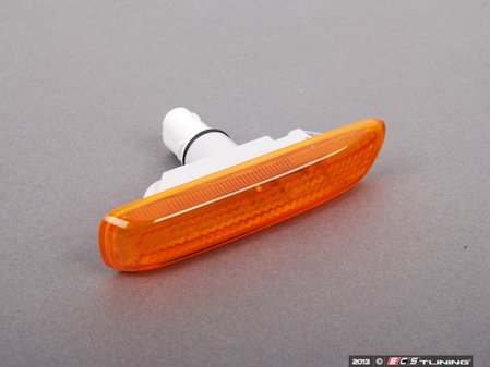 ES#173641 - 63138370720 - Amber Fender Side Marker - Right - OEM replacement for your weather faded fender side markers - Genuine BMW - BMW