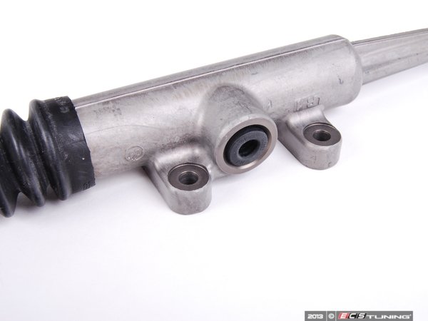 Genuine BMW - 21522226477 - Master Cylinder (21-52-2-226-477)