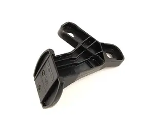 E38 Front bumper guide - left