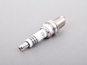 ES#4110 - F6DP - Spark Plugs - Priced Each (#F6DP) - Platinum plug, single electrode - Bosch - Volkswagen