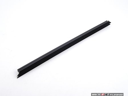 ES#2572449 - 51357258298 - Window Seal - Right - Goes along the rear right door panel  - Genuine BMW - BMW